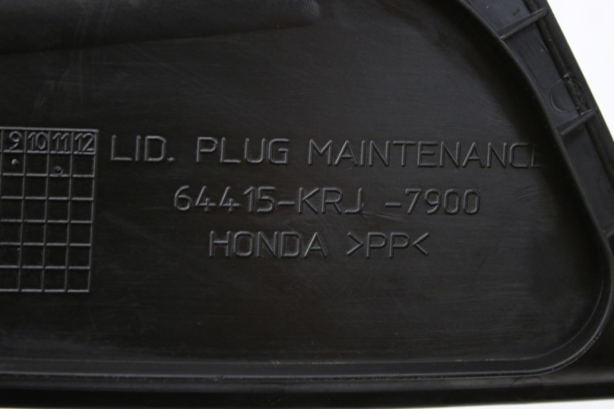 photo de RIGHT SIDE ACCESS PANEL HONDA FES S-WING SWING ABS 125 (2007 - 2015)