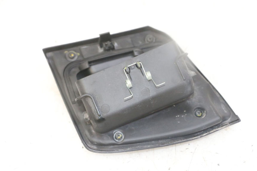 photo de RIGHT INSPECTION COVER HONDA FORZA ABS 300 (2013 - 2019)