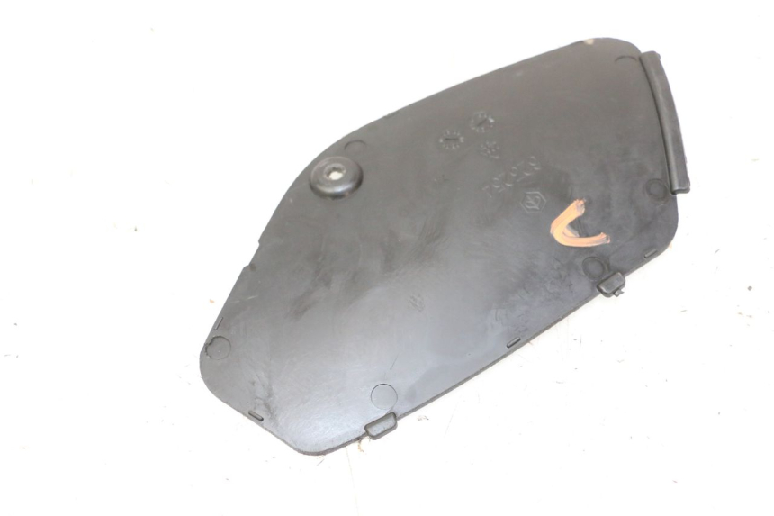 photo de RIGHT INSPECTION COVER PIAGGIO MP3 LT 300 (2010 - 2016)