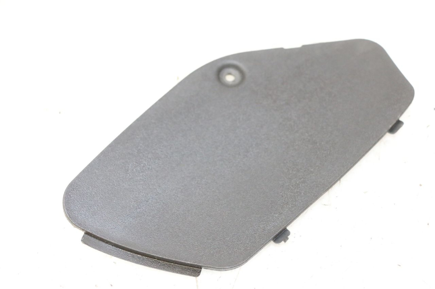 photo de RIGHT ACCESS PANEL PIAGGIO MP3 125 (2006 - 2014)