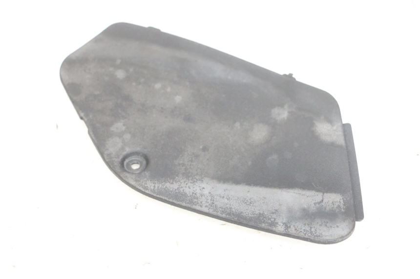 photo de RIGHT INSPECTION COVER PIAGGIO MP3 RL 250 (2007 - 2010) - Main view