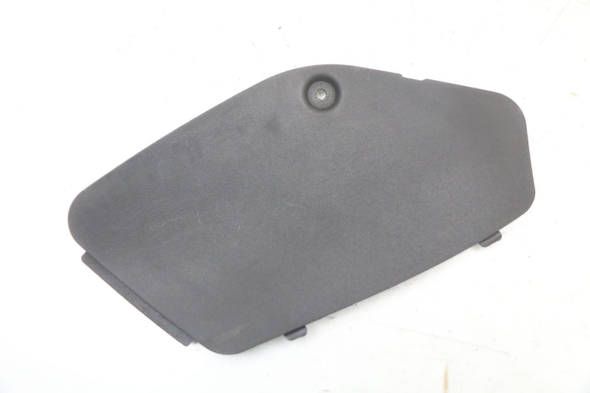 photo de RIGHT SIDE ACCESS PANEL PIAGGIO MP3 LT 400 (2007 - 2012)