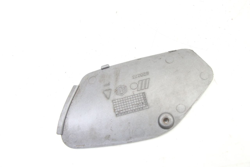 photo de RIGHT INSPECTION COVER PIAGGIO X8 125 (2004 - 2007)