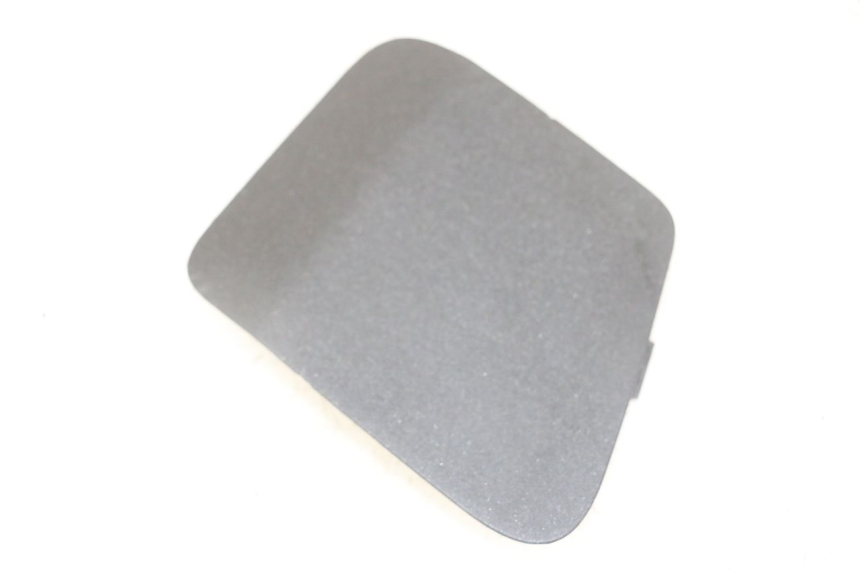 photo de RIGHT INSPECTION COVER PEUGEOT SATELIS 125 (2013 - 2018)