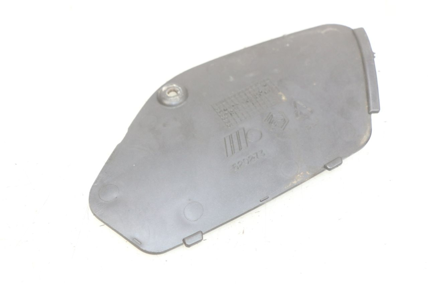 photo de RIGHT INSPECTION COVER PIAGGIO X8 125 (2004 - 2007)
