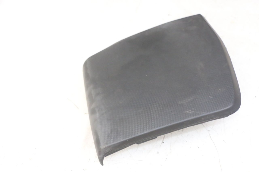 photo de LEFT INSPECTION COVER HONDA FORZA ABS 300 (2013 - 2019)