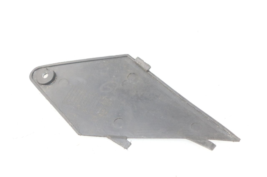photo de LEFT SIDE ACCESS PANEL JONWAY AZTRAL 125 (2008 - 2017)