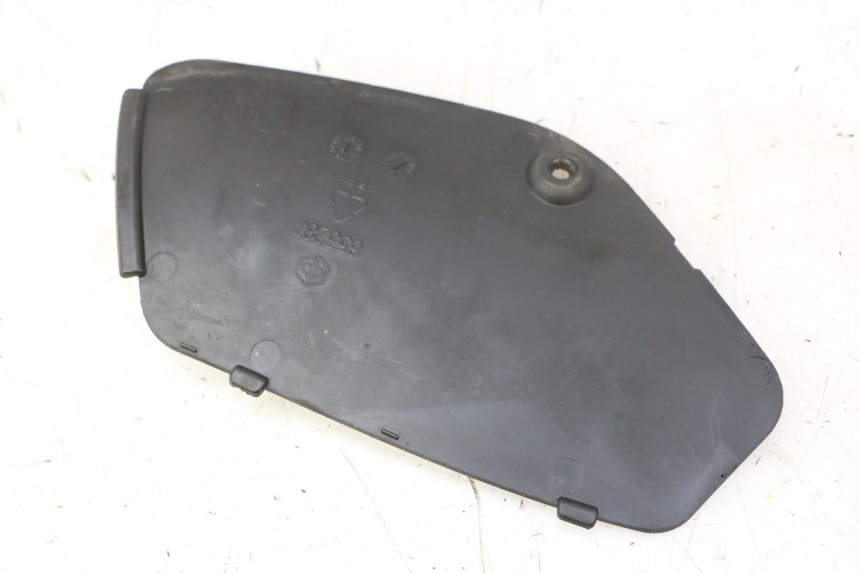 photo de LEFT INSPECTION COVER PIAGGIO MP3 RL 250 (2007 - 2010)