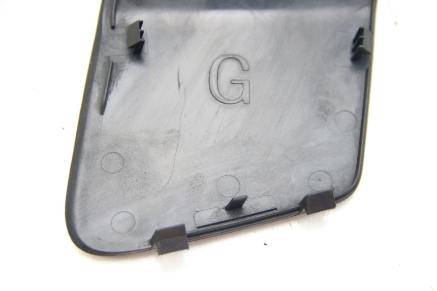 photo de LEFT INSPECTION COVER PEUGEOT SATELIS 125 (2006 - 2009)