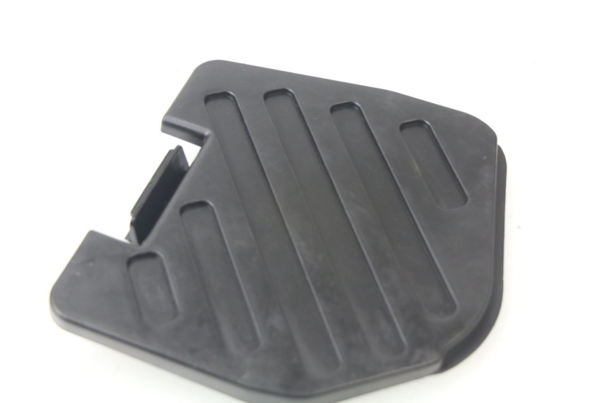 photo de LEFT INSPECTION COVER SUZUKI AN BURGMAN 400 (2006 - 2010)