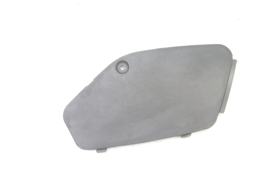 photo de LEFT SIDE ACCESS PANEL PIAGGIO XEVO - X EVO 125 (2007 - 2016)