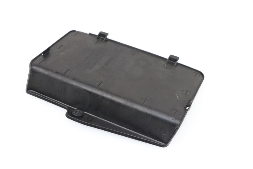 photo de INSPECTION COVER HONDA FES FORESIGHT 250 (1997 - 2002)