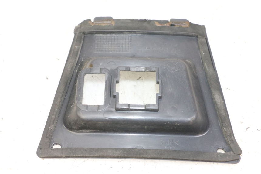 photo de INSPECTION COVER SYM JOYMAX 125 (2010 - 2017)