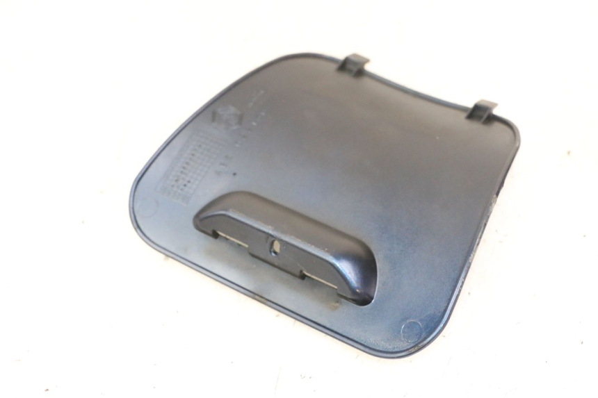 photo de INSPECTION COVER PIAGGIO VESPA LX 150 (2005 - 2013)