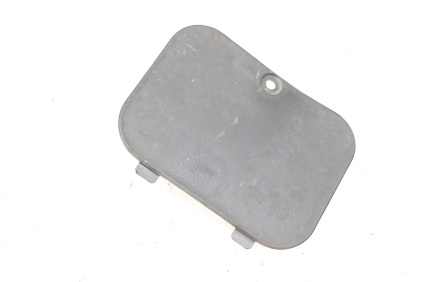 photo de INSPECTION COVER PIAGGIO VESPA GTS SUPER IE 125 (2009 - 2016) - Main view
