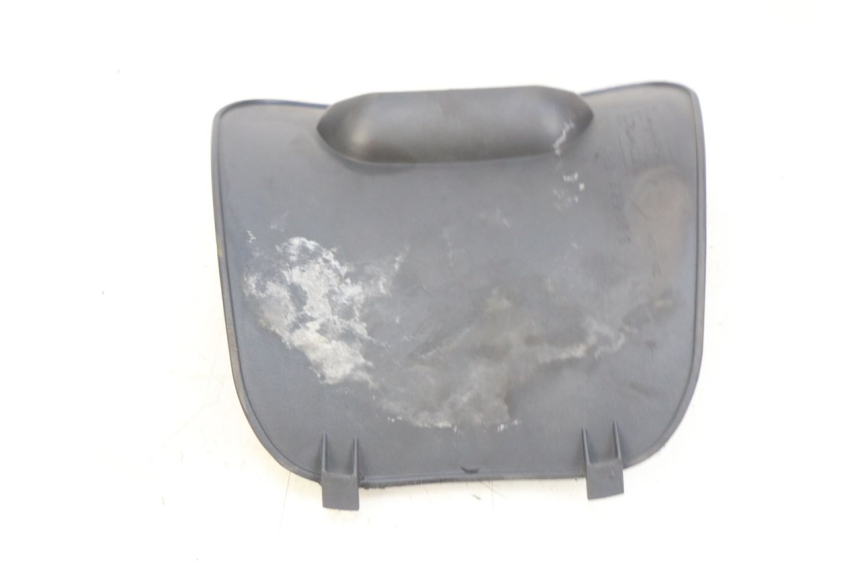 photo de INSPECTION COVER PIAGGIO VESPA LXV 125 (2006 - 2009) - Alternative perspective