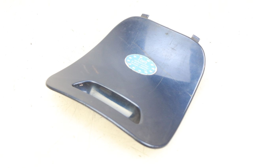 photo de INSPECTION COVER PIAGGIO VESPA LXV 125 (2006 - 2009) - Product overview