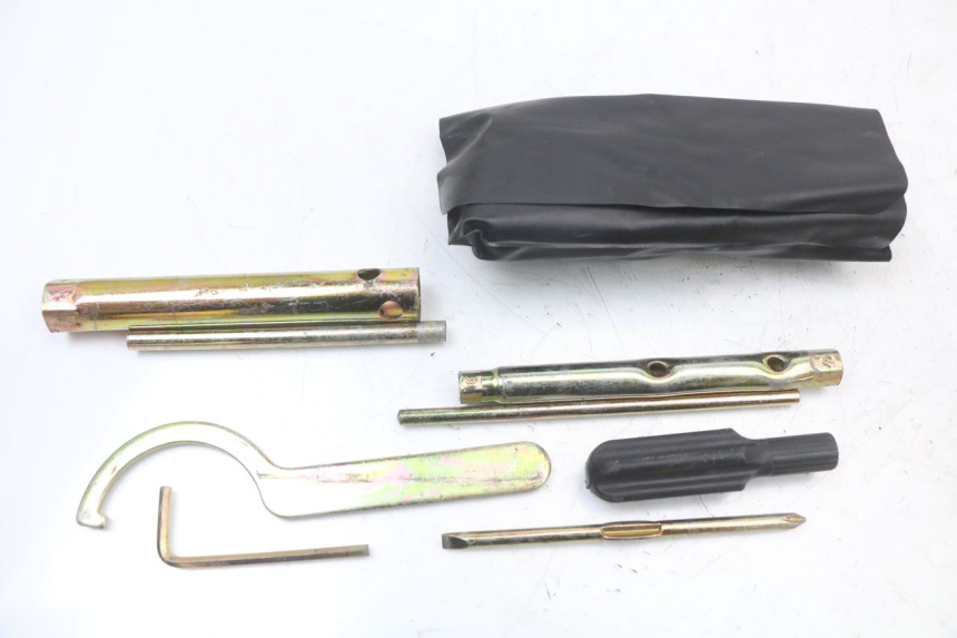 photo de TOOL KIT APRILIA SCARABEO GT 125 (1999 - 2007)