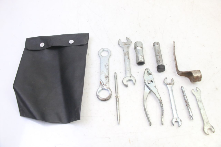photo de TOOL KIT APRILIA CLASSIC 125 (1995 - 2001)