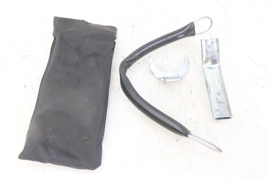 photo de TOOL KIT HONDA FORZA ABS 300 (2013 - 2019)
