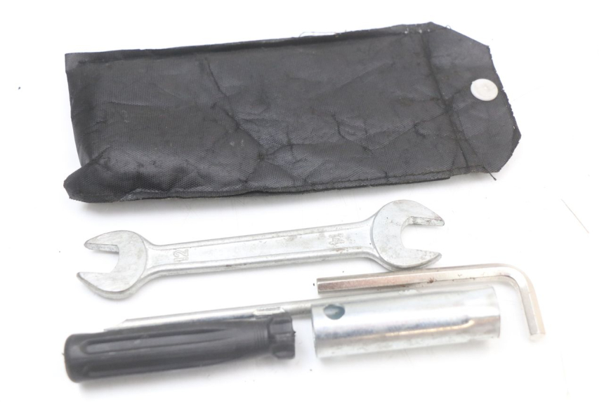 photo de TOOL KIT JM MOTORS EVOLIS 4T 50 (2018 - 2022)