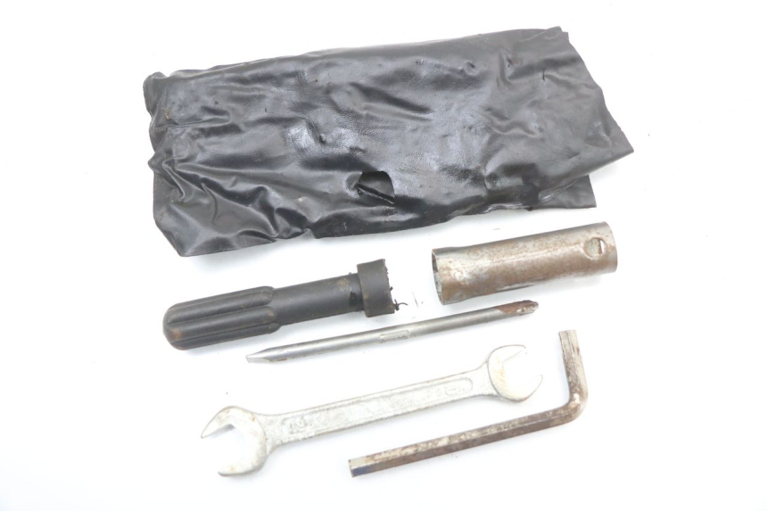 photo de TOOL KIT JONWAY AZTRAL 125 (2008 - 2017)