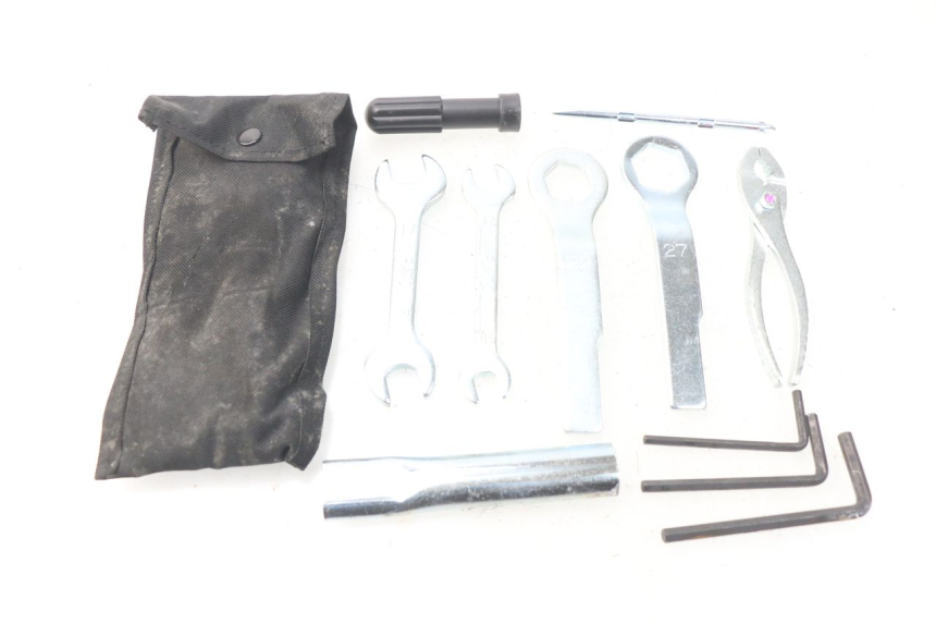 photo de TOOL KIT KAWASAKI Z Z900 900 (2017 - 2019)