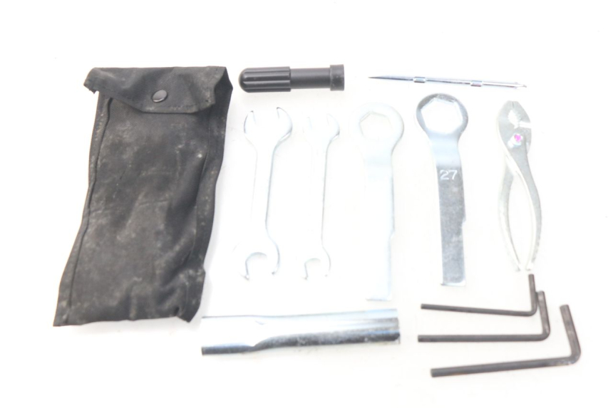 photo de TOOL KIT KAWASAKI Z Z900 900 (2017 - 2019)