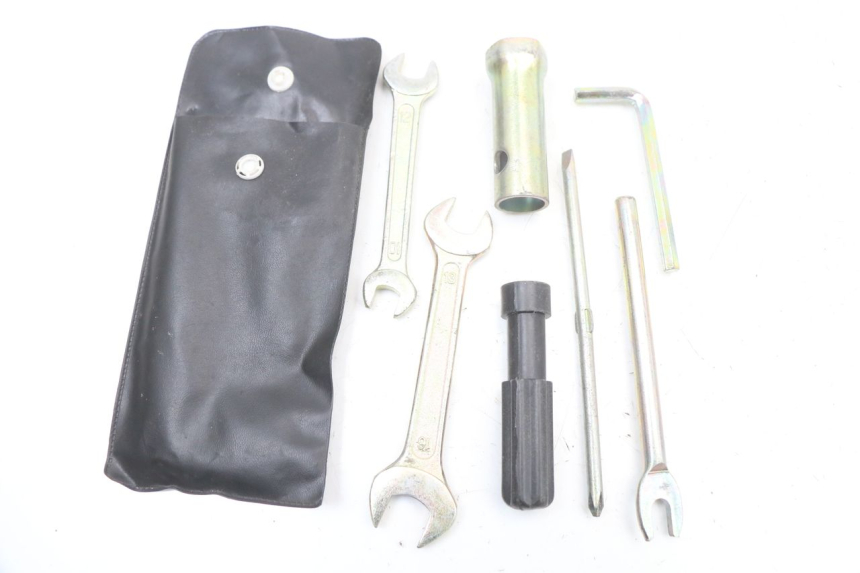 photo de TOOL KIT KEEWAY HURRICANE 50 (2006 - 2019)