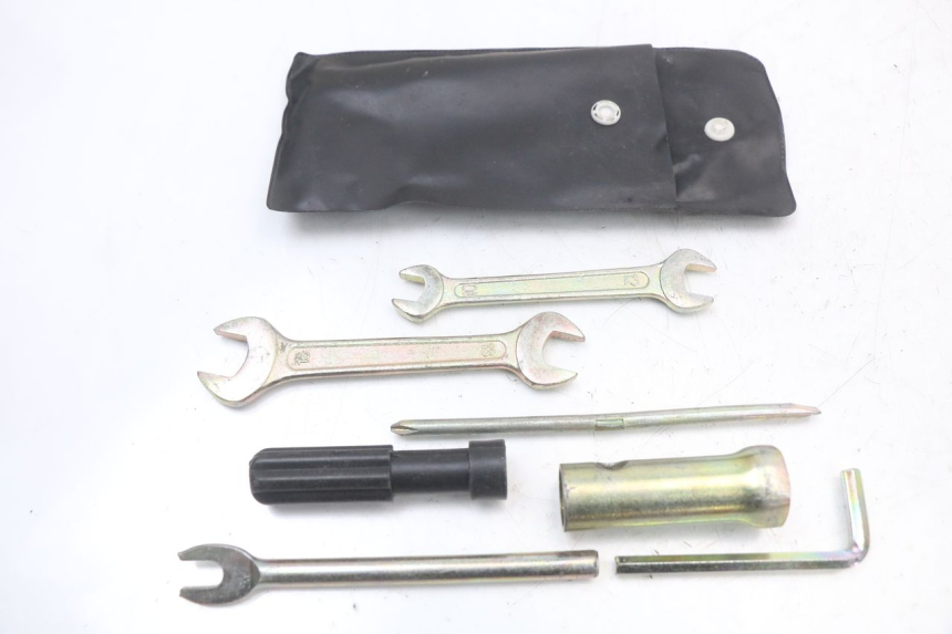 photo de TOOL KIT KEEWAY HURRICANE 50 (2006 - 2019)