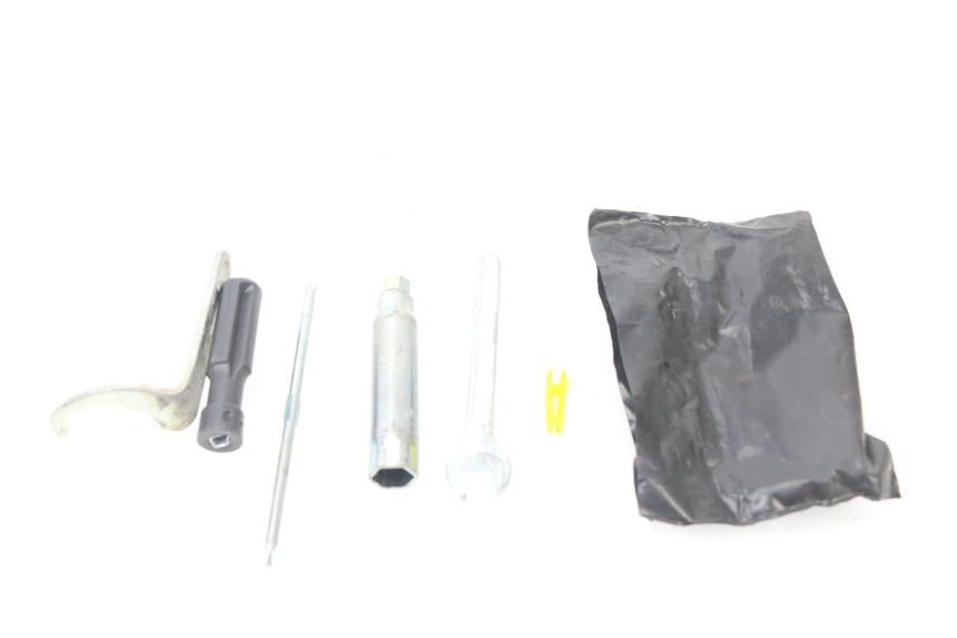 photo de TOOL KIT PIAGGIO MP3 500 (2011 - 2015)