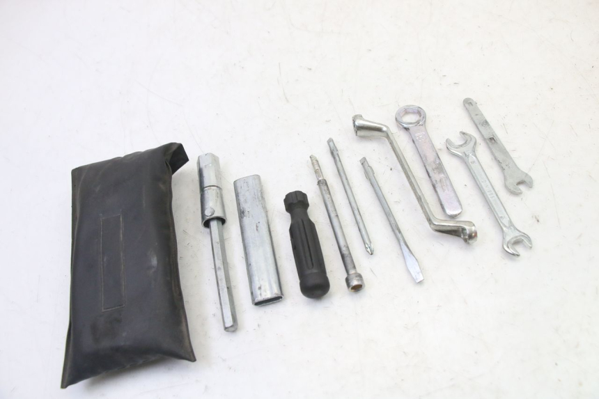 photo de TOOL KIT HONDA NTV DEAUVILLE ABS 700 (2007 - 2016)