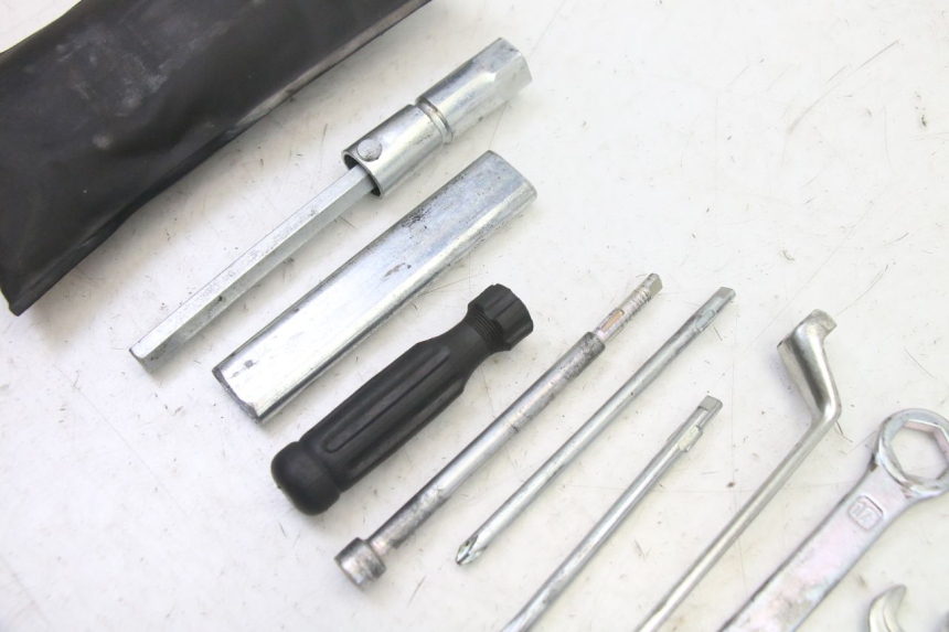 photo de TOOL KIT HONDA NTV DEAUVILLE ABS 700 (2007 - 2016)