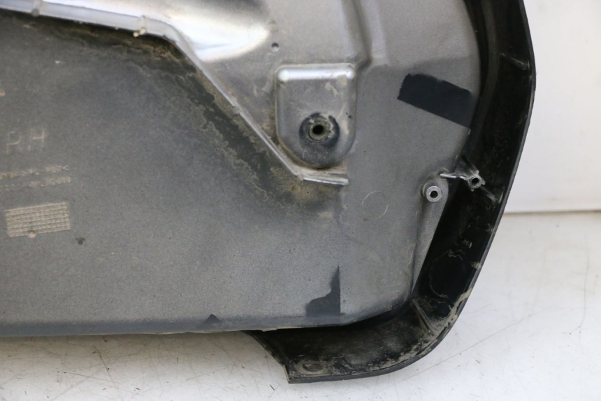 photo de RIGHT SUITCASE HONDA NTV DEAUVILLE 650 (2001 - 2006)