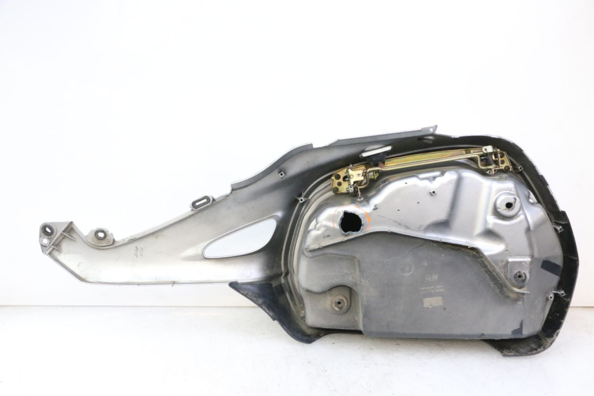 photo de RIGHT SUITCASE HONDA NTV DEAUVILLE 650 (2001 - 2006)