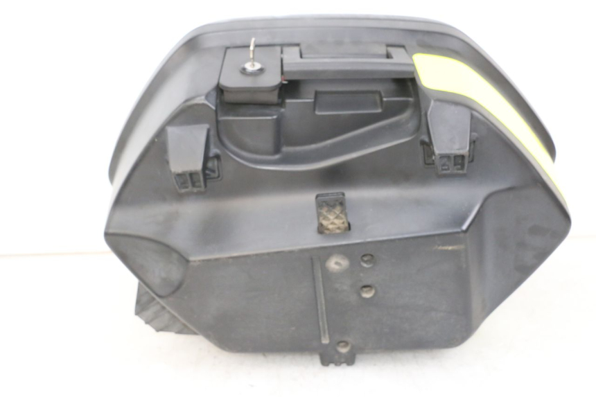 photo de RIGHT SUITCASE YAMAHA TDM ABS 900 (2002 - 2014)