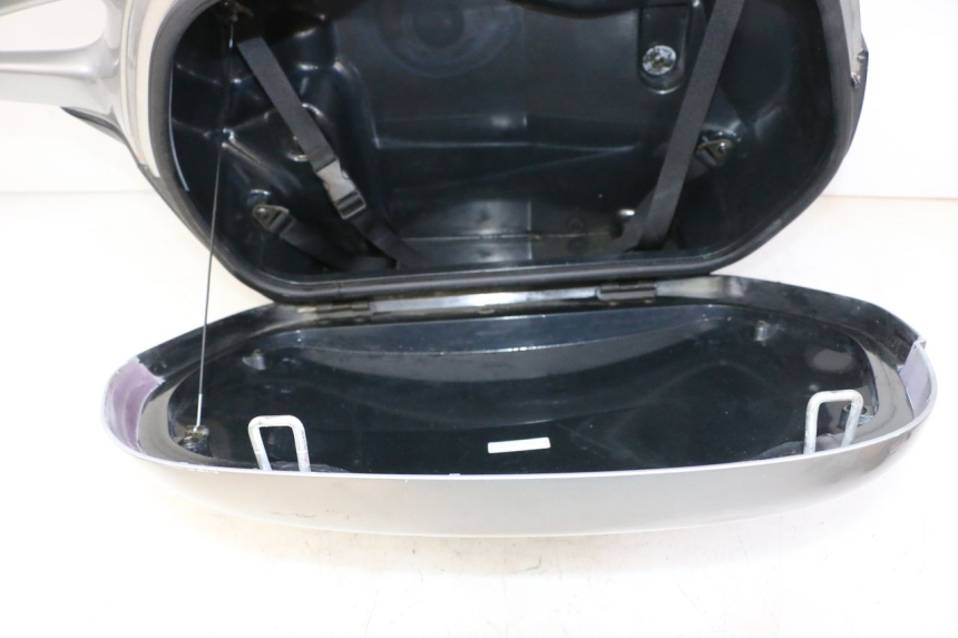 photo de LEFT SUITCASE HONDA NTV DEAUVILLE 650 (2001 - 2006)