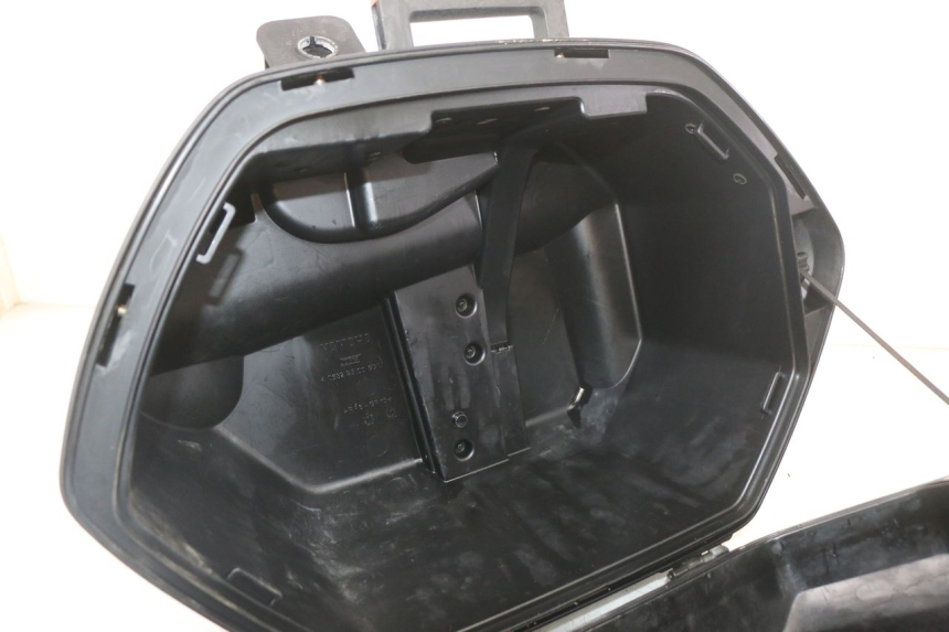 photo de LEFT SUITCASE YAMAHA FJR ABS 1300 (2006 - 2012)