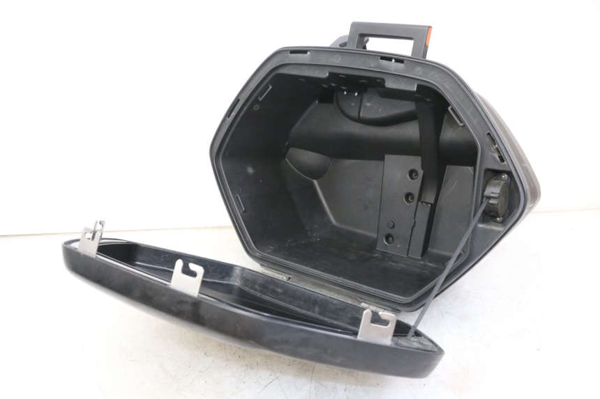 photo de LEFT SUITCASE YAMAHA TDM ABS 900 (2002 - 2014)