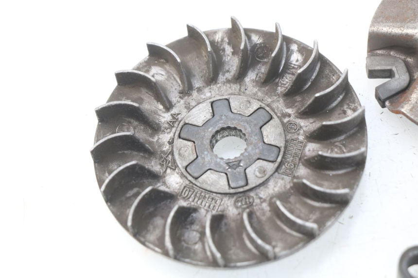 photo de VARIATOR MBK BOOSTER SPIRIT 50 (2004 - 2017)