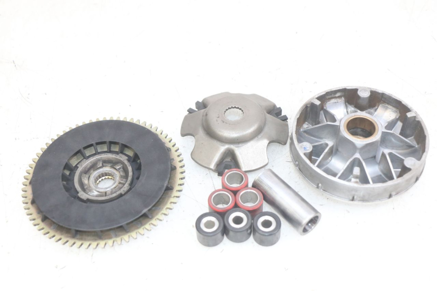 photo de VARIATOR GILERA DNA 50 (2000 - 2007) - Fixing points details