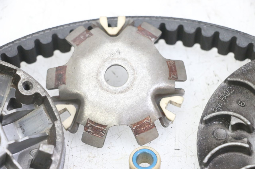 photo de VARIATOR PEUGEOT JET FORCE CARBU 50 (2003 - 2016)