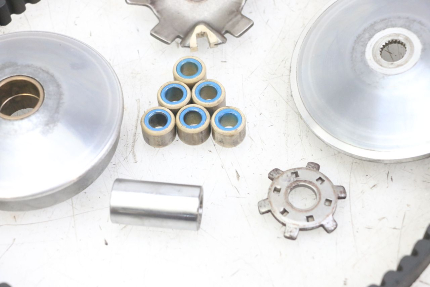 photo de VARIATOR PEUGEOT JET FORCE CARBU 50 (2003 - 2016)