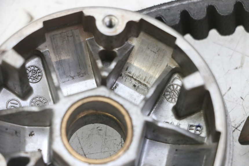 photo de VARIATOR PEUGEOT KISBEE 2T 50 (2018 - 2022)