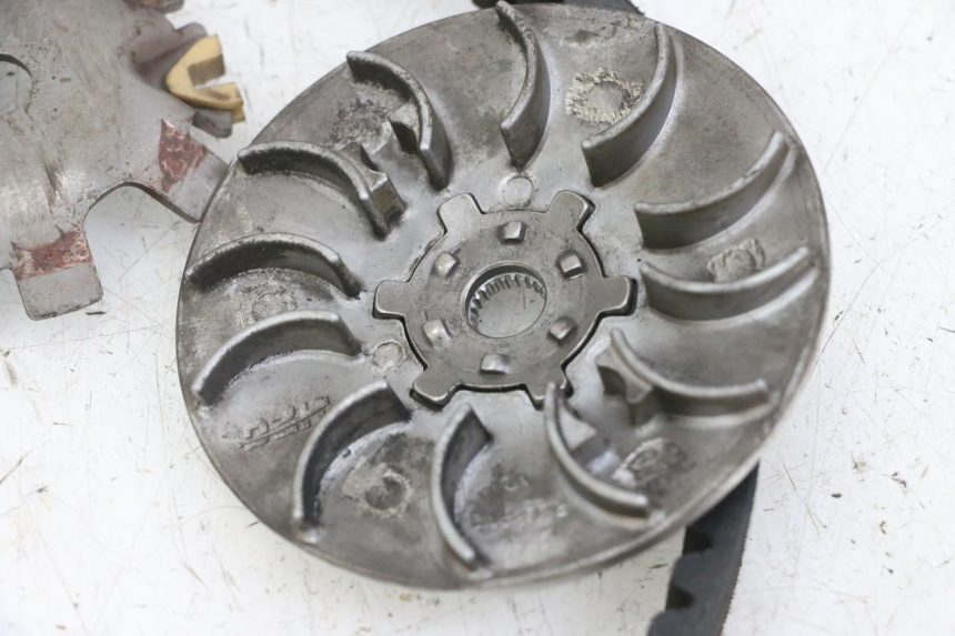 photo de VARIATOR PEUGEOT KISBEE 2T 50 (2018 - 2022)