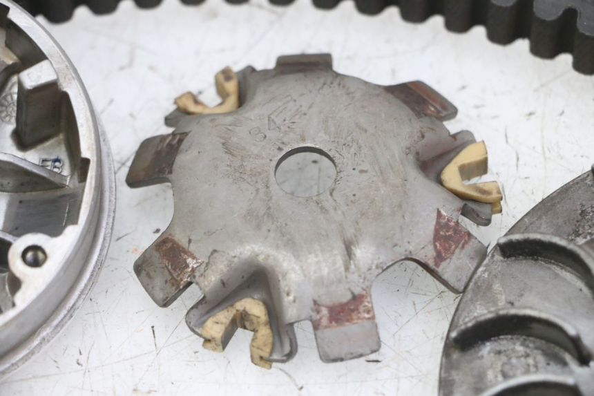 photo de VARIATOR PEUGEOT KISBEE 2T 50 (2018 - 2022)