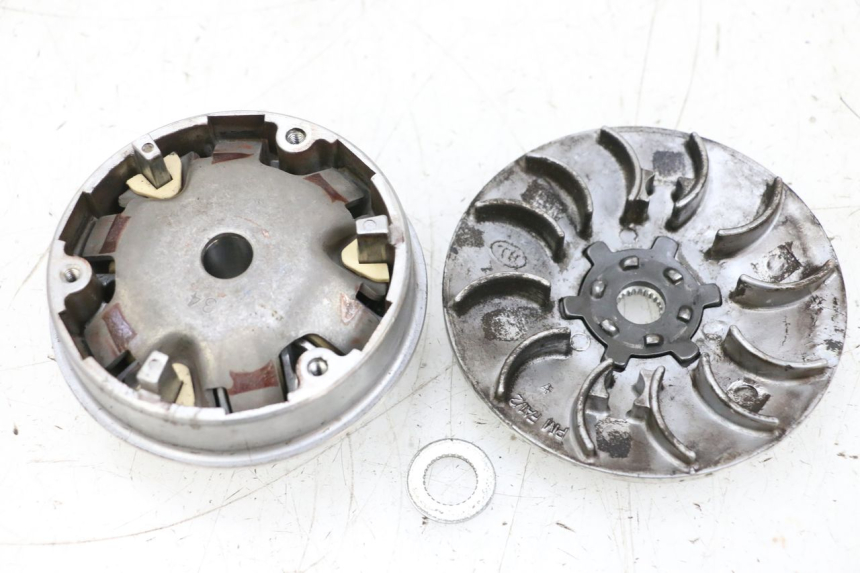 photo de VARIATOR PEUGEOT KISBEE 2T 50 (2010 - 2017) - Component detail