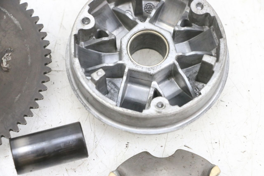 photo de VARIATOR PEUGEOT KISBEE 4T 50 (2010 - 2017) - Additional view of the item