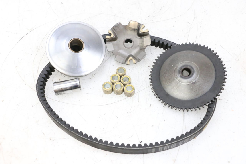 photo de VARIATOR PEUGEOT KISBEE 4T 50 (2018 - 2022) - Fixing points details