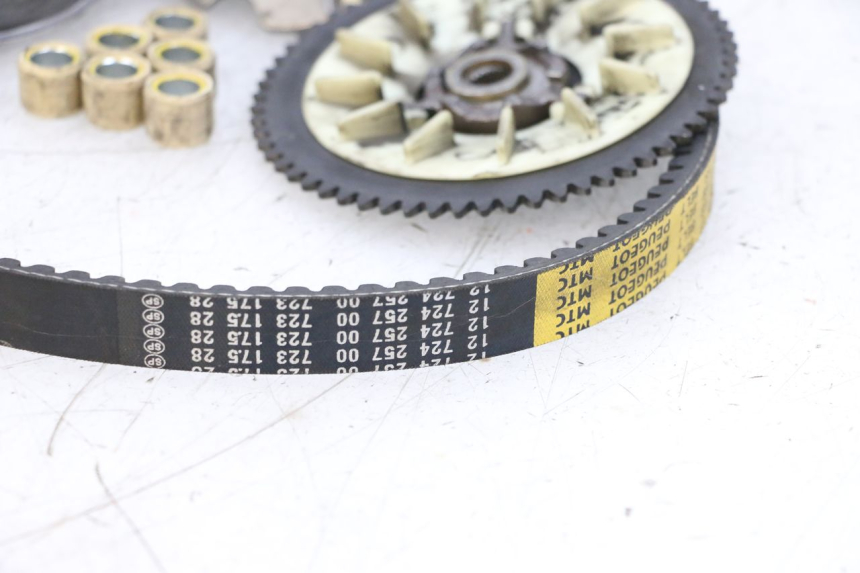 photo de VARIATOR PEUGEOT KISBEE 4T 50 (2018 - 2022) - Surface and material condition